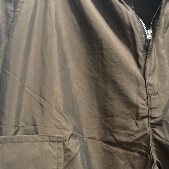 SHEIN bundle with 2 tops and 1 skirt and 1 pant - Picture 6 of 7